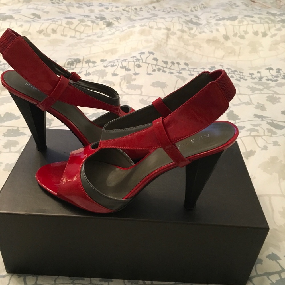 Nine West Cute Red Patent Stiletto Heels 6.5 M